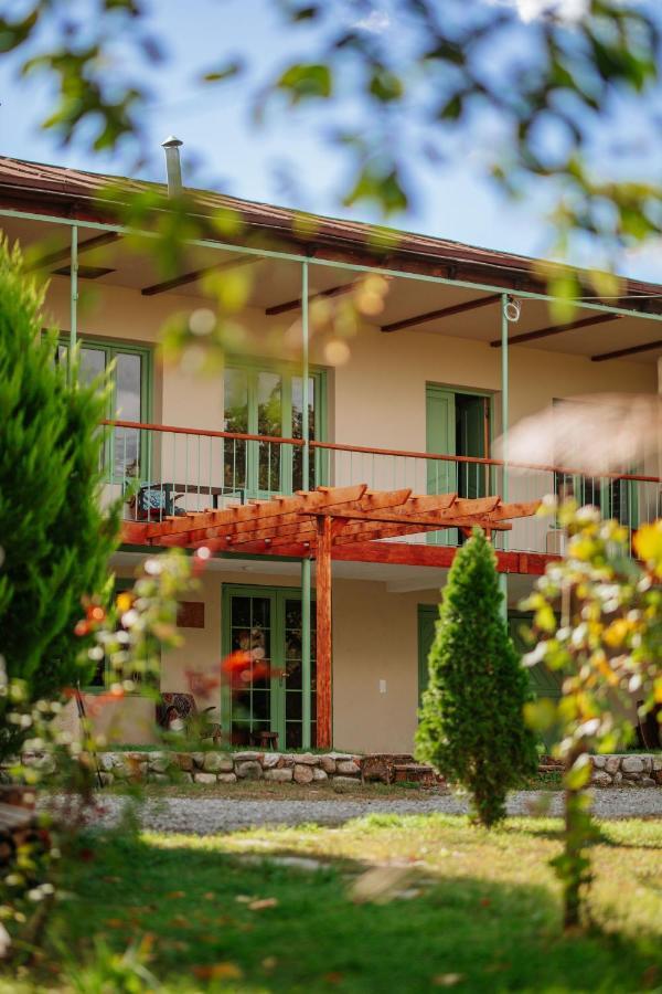 Casa Akacia Hotel Telavi Exterior photo
